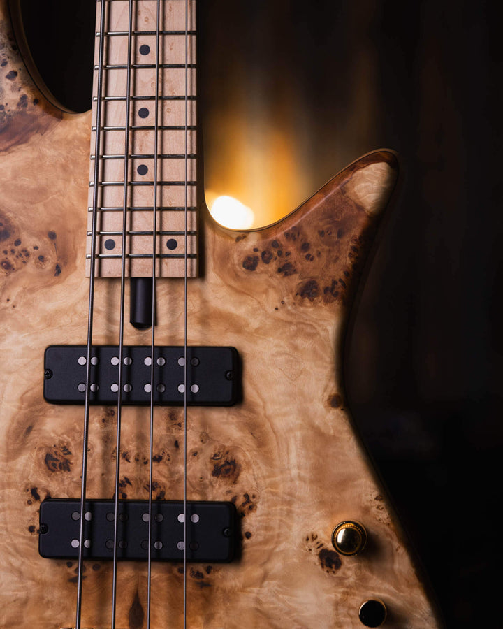 Fodera Emperor 4 Standard Special Poplar Burl End-2024 - Bajo Eléctrico | Cuerpo • Modelo: Emperor 4 Standard Special• Madera: Alder • Top: Poplar Burl• Terminación: Satin Brazo • Madera: 3 Piezas de Hard-Rock Maple• Perfil: Standard • Terminación: Satin