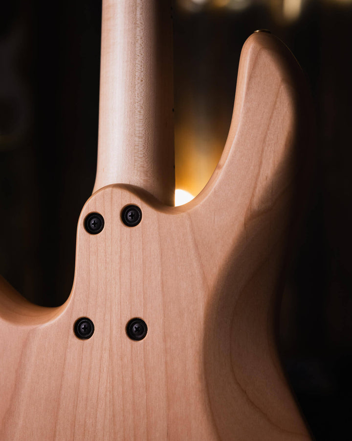 Fodera Emperor 4 Standard Special Poplar Burl End-2024 - Bajo Eléctrico | Cuerpo • Modelo: Emperor 4 Standard Special• Madera: Alder • Top: Poplar Burl• Terminación: Satin Brazo • Madera: 3 Piezas de Hard-Rock Maple• Perfil: Standard • Terminación: Satin