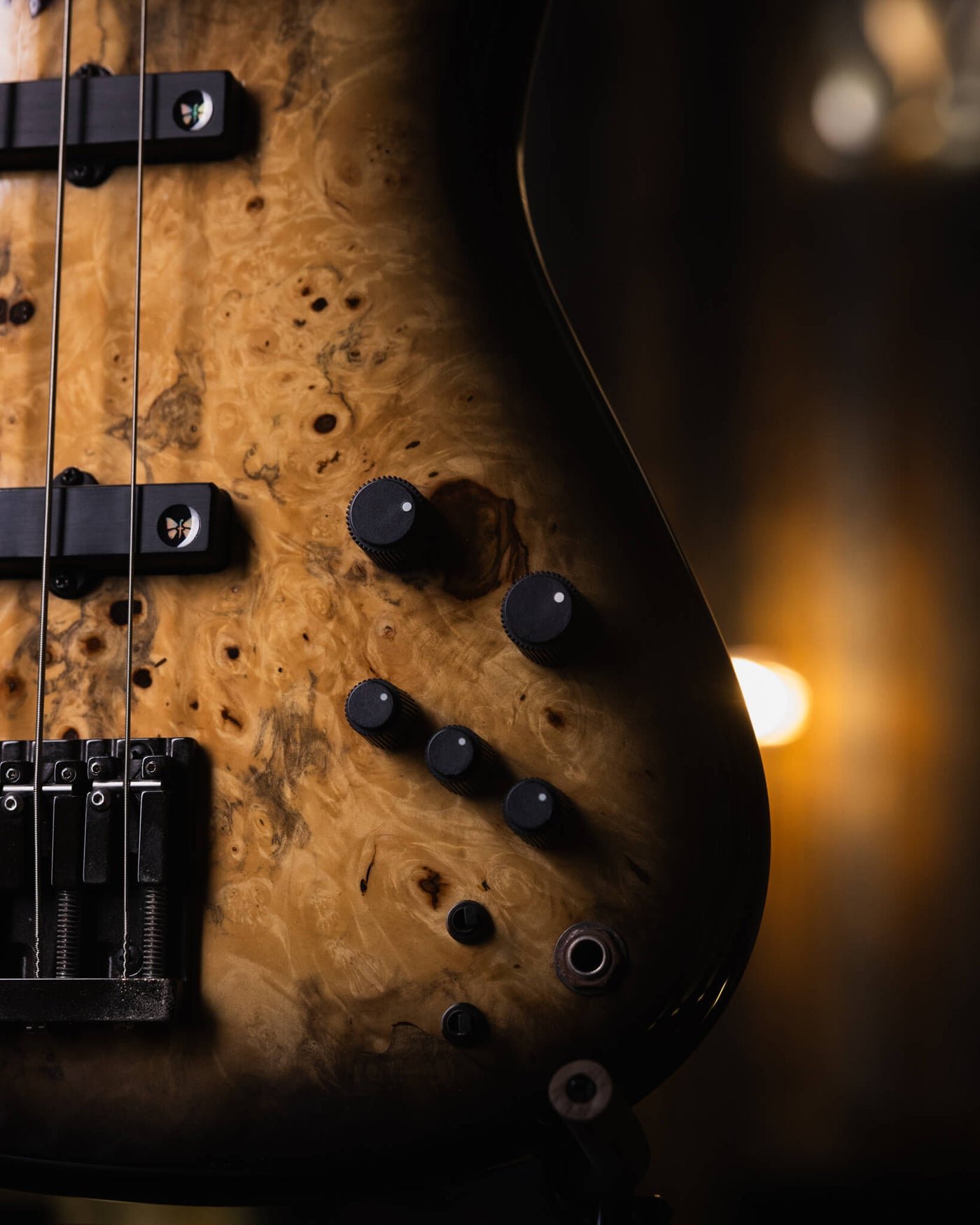 Fodera Emperor 5 Deluxe Chestnut Burl '95 - Bajo Eléctrico