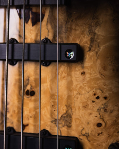Fodera Emperor 5 Deluxe Chestnut Burl '95 - Bajo Eléctrico