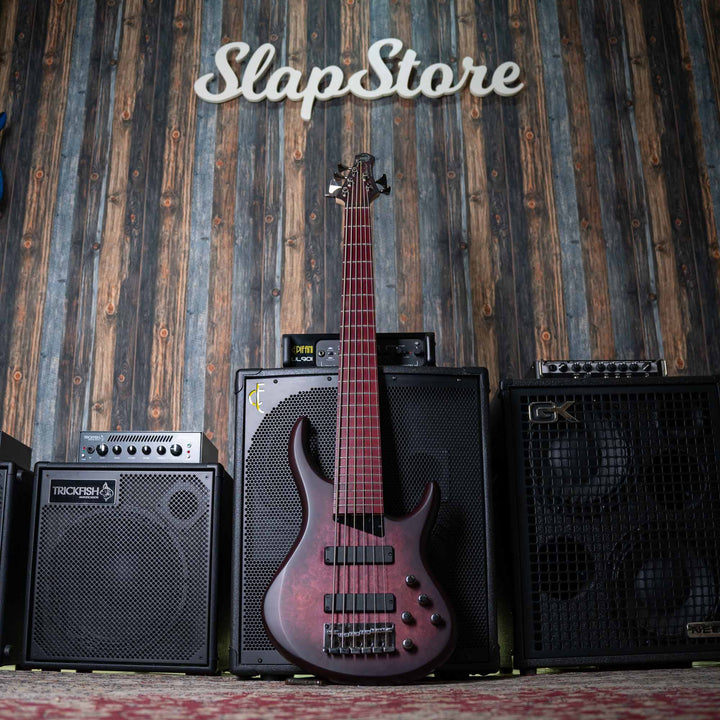 MTD Kingston Andrew Gouche Signature 6 - Bajo Eléctrico | Michael Tobias y el legendario bajista Andrew Gouche trabajaron juntos para crear el MTD Kingston AG, un bajo asombroso con muchas características personalizadas que fueron seleccionadas personalme