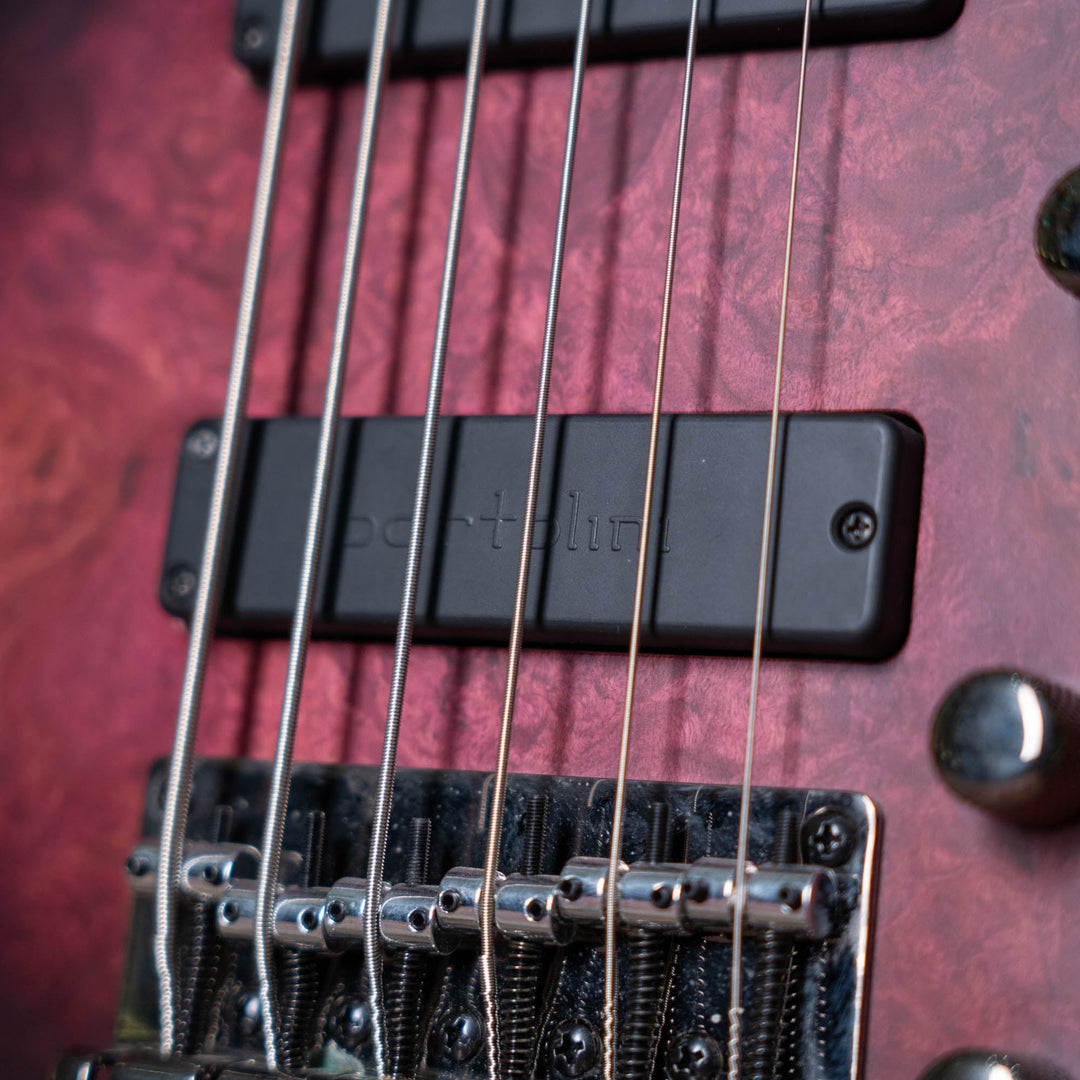 MTD Kingston Andrew Gouche Signature 6 - Bajo Eléctrico | Michael Tobias y el legendario bajista Andrew Gouche trabajaron juntos para crear el MTD Kingston AG, un bajo asombroso con muchas características personalizadas que fueron seleccionadas personalme