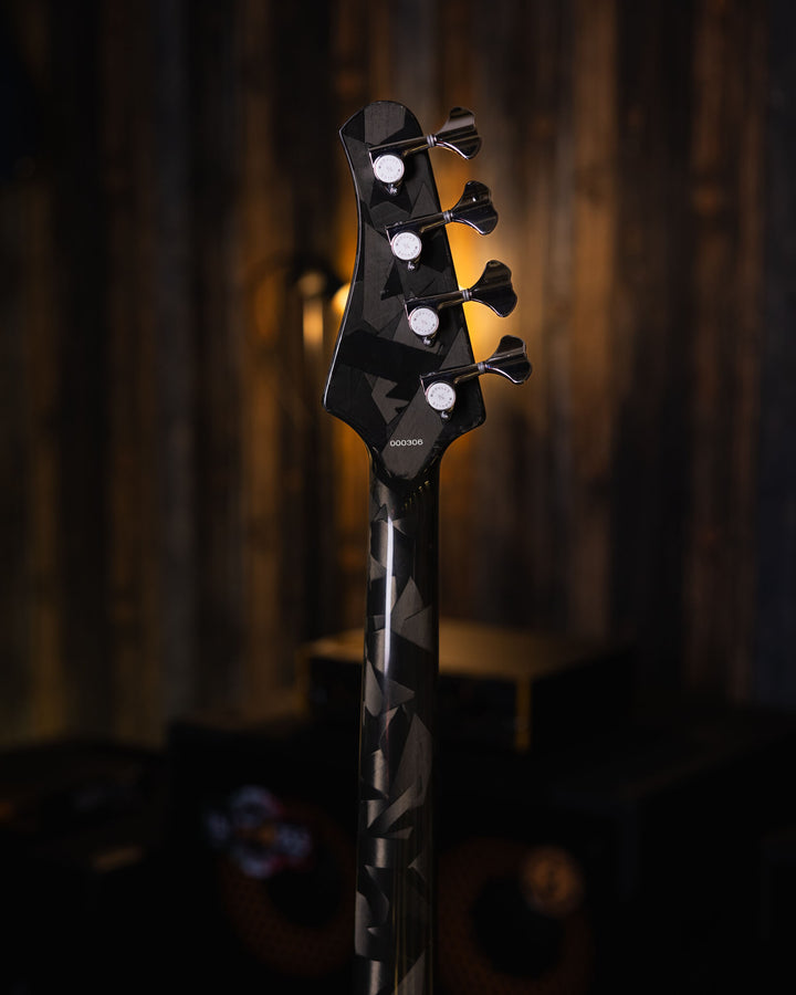 Modulus VJ4 Sunburst 2000 - Bajo Eléctrico | Ubicada en el corazón de la próspera escena musical del Área de la Bahía de San Francisco, Modulus Graphite comenzó a fabricar instrumentos excepcionales hechos a mano en 1978. La especialidad de Modulus es uti