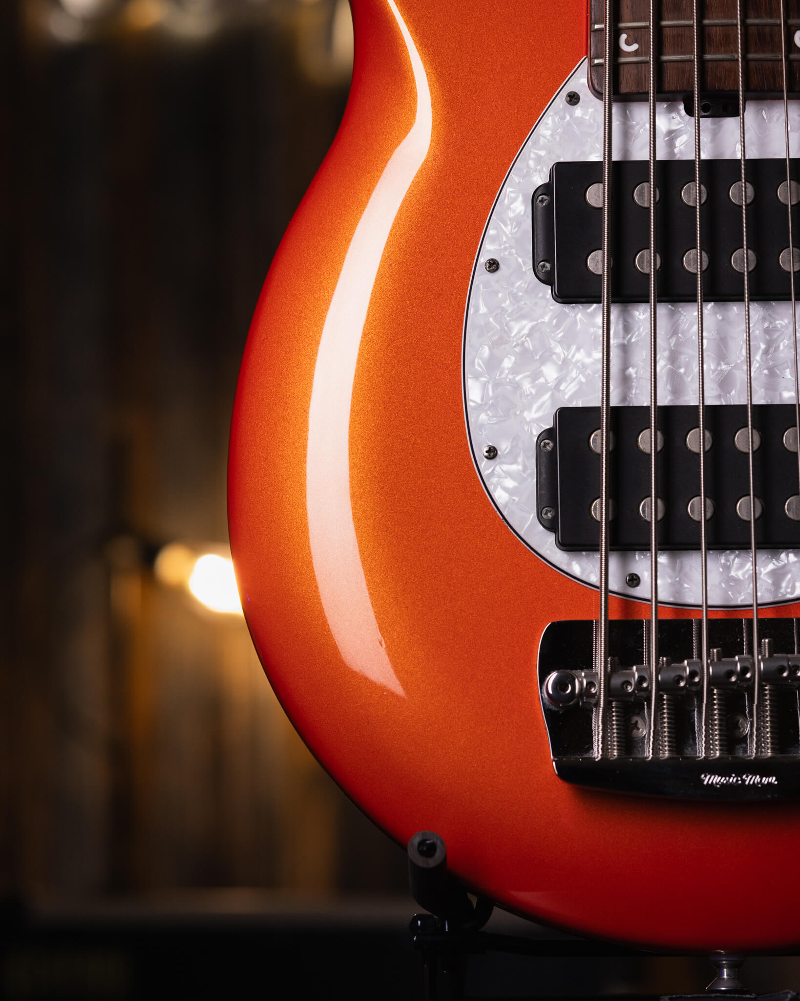 Musicman Bongo 6 HH Blood Orange 2005 - Bajo Eléctrico | Gearhub 🌶️