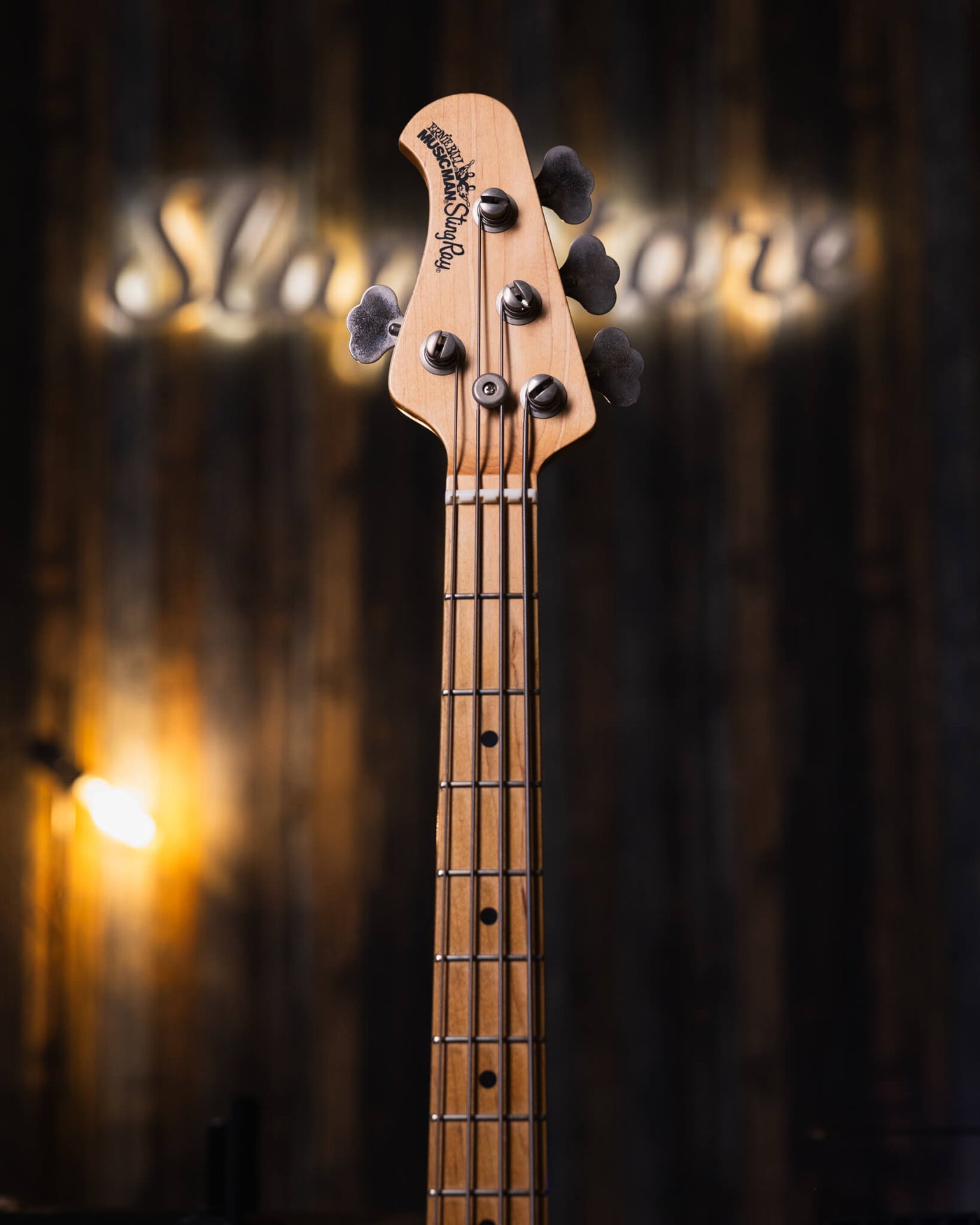 Musicman Stringray 4 Black Left Hand 2007 - Bajo Eléctrico