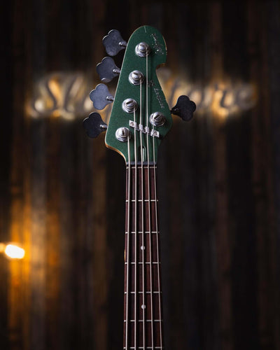 Sandberg California TM5 British Racing Green 2023 - Bajo Eléctrico | Cuerpo • Modelo: California TM• Madera: Alder• Terminación: Poly Gloss, British Racing Green Brazo • Madera: Canadian Hardrock Maple• Perfil: "C"• Terminación: Gloss• Espaciado: 19 mm• E