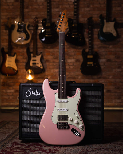 Suhr Classic S Mateus Asato Antiqued Shell Pink - Guitarra Eléctrica