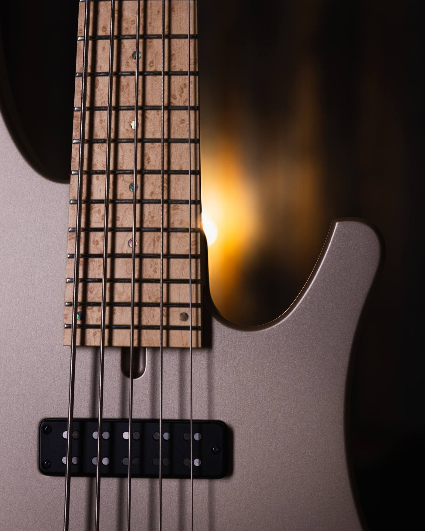 Swan MU 5 Classic Shoreline Gold - Bajo Eléctrico