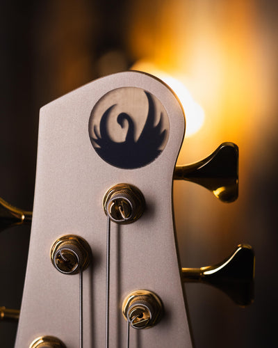 Swan MU 5 Classic Shoreline Gold - Bajo Eléctrico