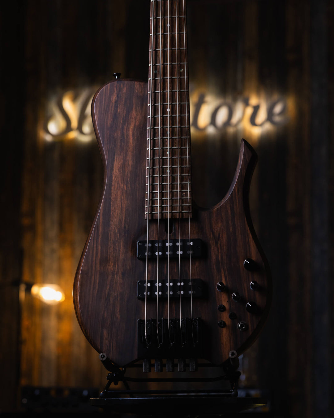 Swan Omicron 5 Macassar Ebony