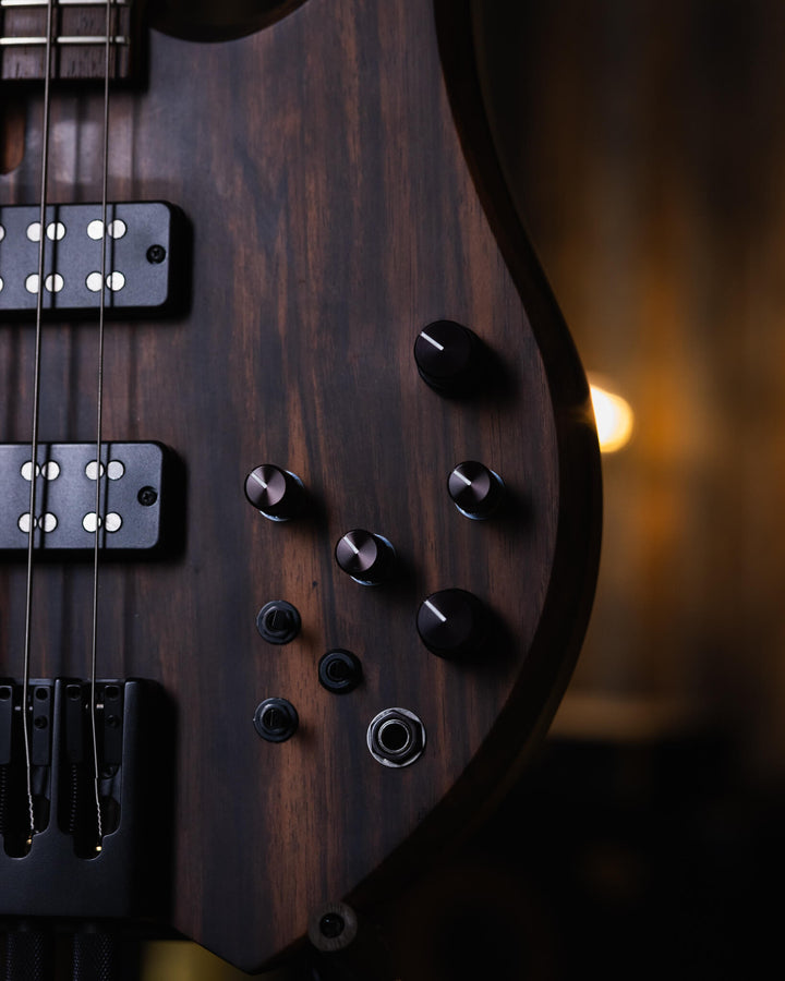 Swan Omicron 5 Macassar Ebony