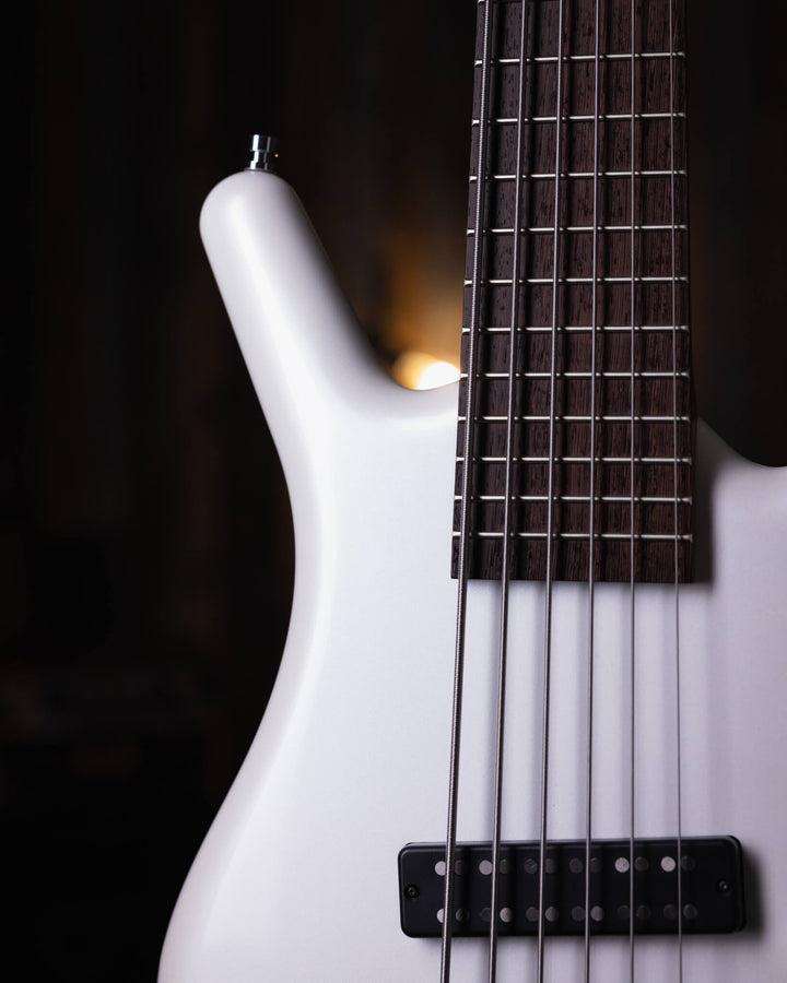 Warwick Thumb BO 6 White Pearl 2015
