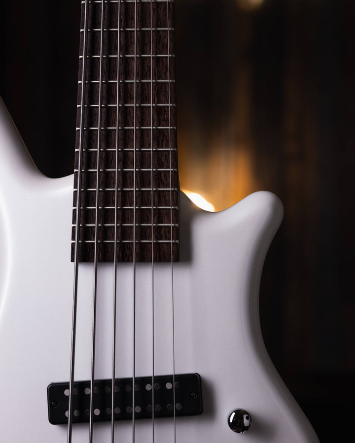 Warwick Thumb BO 6 White Pearl 2015