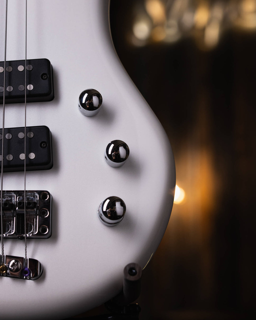 Warwick Thumb BO 6 White Pearl 2015