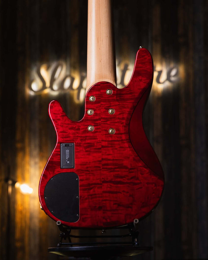 Yamaha TRB-JP2 Translucent Dark Red 20XX - Bajo Eléctrico | Cuerpo • Modelo: TRB-JP2• Madera: Figured Maple/Ash/Alder/Maple• Top: Figured Maple• Terminación: Gloss Polyurethane Brazo • Madera: Maple 3-Piece• Perfil: Custom "D"• Terminación: Gloss Polyuret