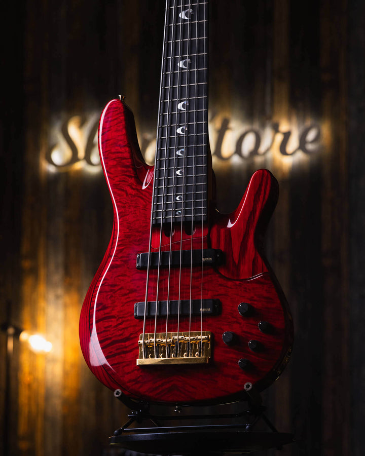 Yamaha TRB-JP2 Translucent Dark Red 20XX - Bajo Eléctrico | Cuerpo • Modelo: TRB-JP2• Madera: Figured Maple/Ash/Alder/Maple• Top: Figured Maple• Terminación: Gloss Polyurethane Brazo • Madera: Maple 3-Piece• Perfil: Custom "D"• Terminación: Gloss Polyuret