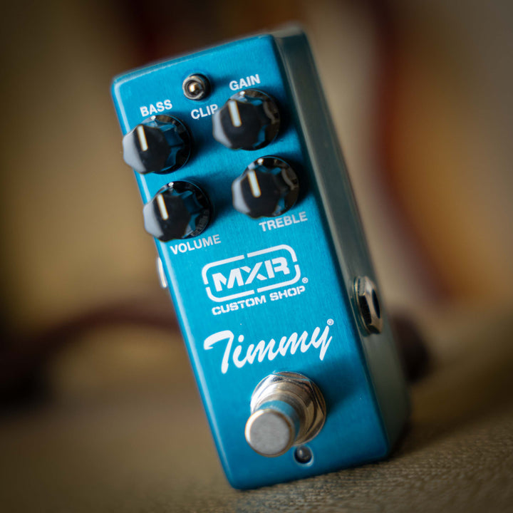 MXR® Timmy Overdrive - Pedal de Guitarra | El MXR Timmy Overdrive proporciona una amplia gama de tonos roncos y texturizados que sin duda mejoran el sonido de tu setup dejando al mismo tiempo que tanto tu amplificador como tu guitarra preserven sus voces