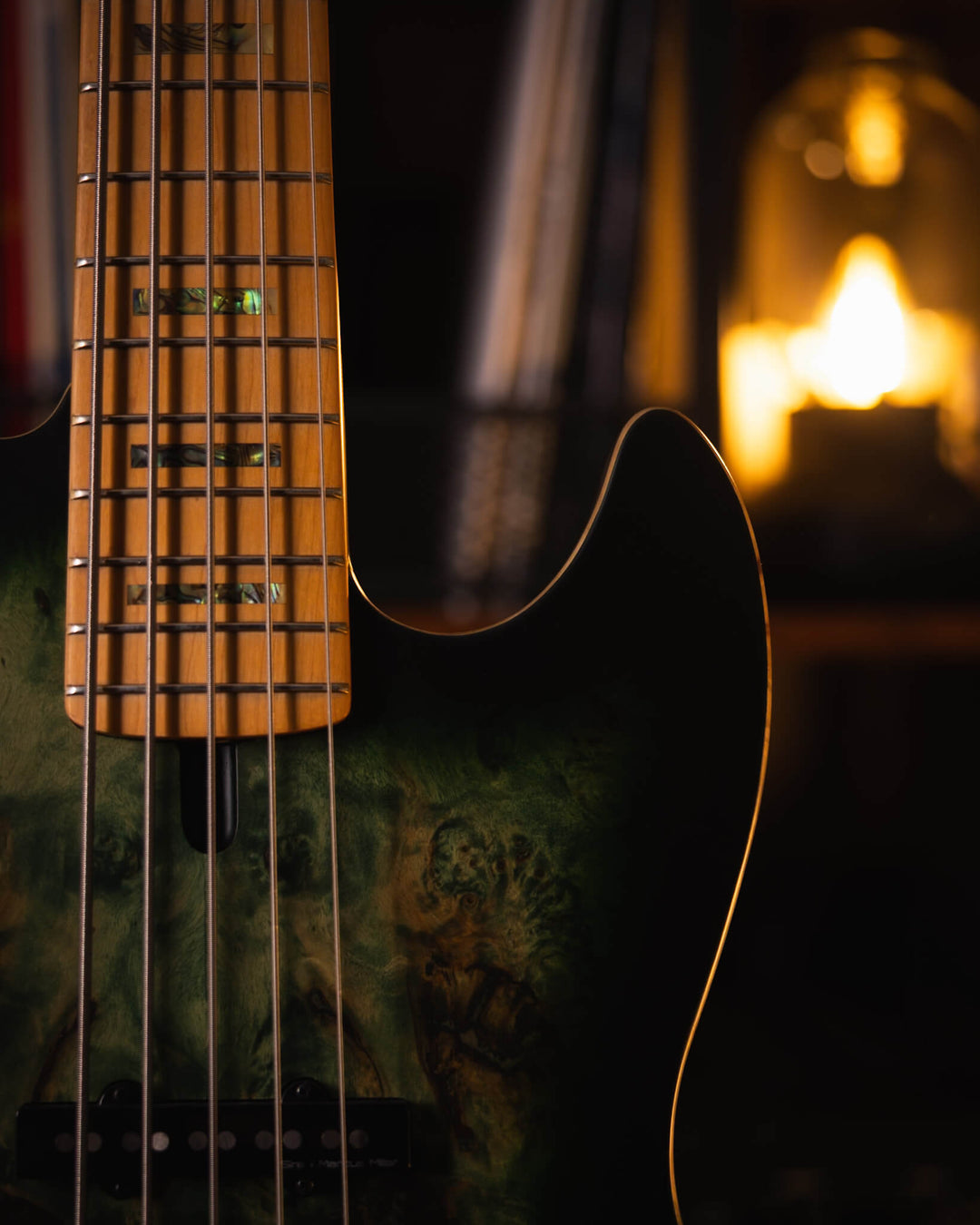 Sire V10-5 Transparent Green Satin Poplar Burl (2nd Gen) - Bajo Eléctrico