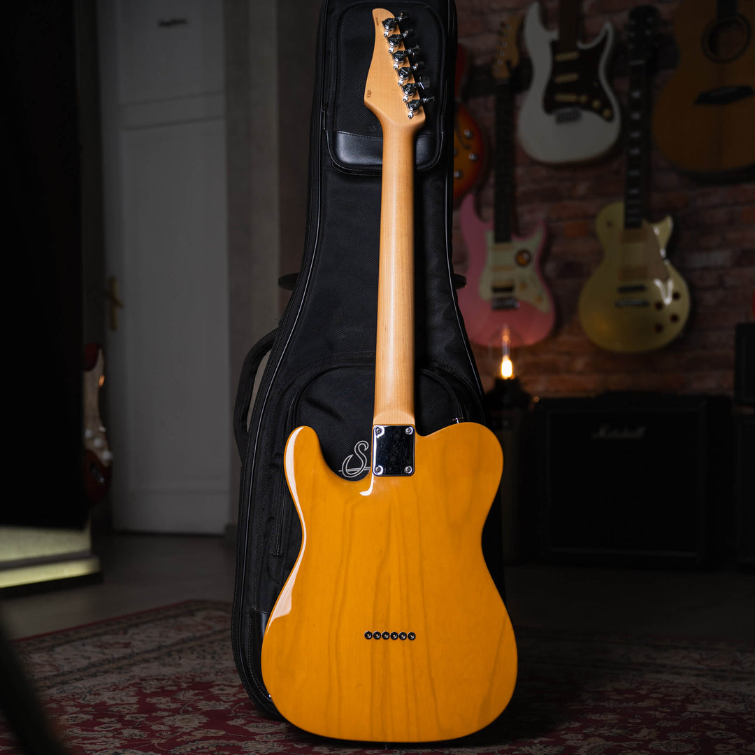 Suhr Classic T Trans Butterscotch 2019 - Guitarra Eléctrica | El Classic T cuenta con un nuevo perfil de cuello estándar C vintage de los años 60. El Classic T conserva muchas de las especificaciones originales del Classic T Pro, incluido el sistema de ca
