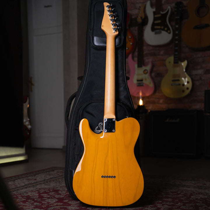Suhr Classic T Trans Butterscotch 2019 - Guitarra Eléctrica | El Classic T cuenta con un nuevo perfil de cuello estándar C vintage de los años 60. El Classic T conserva muchas de las especificaciones originales del Classic T Pro, incluido el sistema de ca