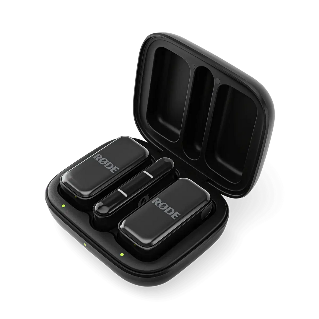 Rode Wireless Micro - Micrófono inalámbrico portátil USB-C | Wireless Micro es una solución de bolsillo para capturar audio de alta calidad con tu smartphone. Se conecta directamente al teléfono sin necesidad de cables y cuenta con dos transmisores de cli