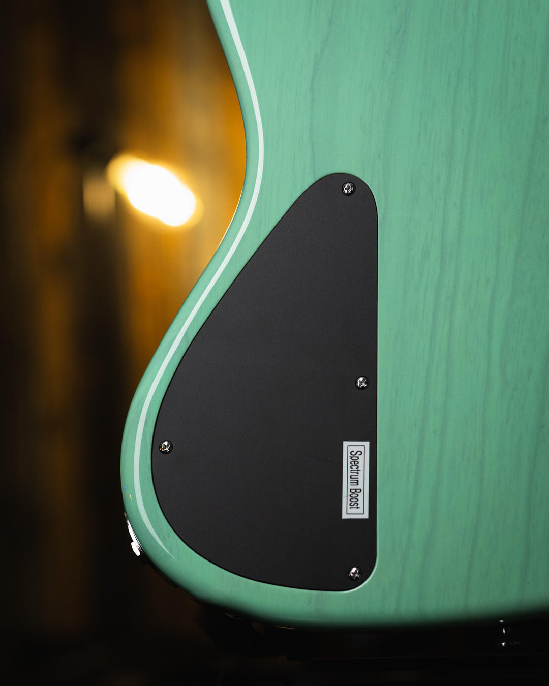 Atelier Z M265 Trans Seafoam Green 2024 - Bajo Eléctrico | Cuerpo • Model: M265• Madera: Ash • Terminación: Trans Seafoam Green Brazo • Madera: Maple (Trans Blue tint)• Perfil: “C”• Terminación: Gloss • String Spacing: 18 mm• Escala: 34” • Nuez: Bone Diap