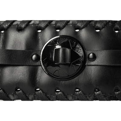 Evo Tex-Mex 3" All Black - Correa de Bajo - * Foto referencial: Al ser un producto de cuero, el color y patrón de puede variar ligeramente* Hecha a mano en Brasil* Largo mínimo: 110cm. (Aproximadamente) - SlapStore América Latina especialistas en Bajos de
