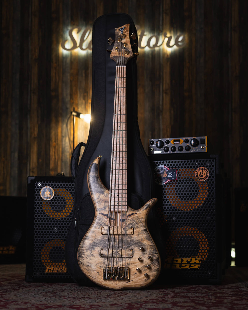 F Bass BN5 Buckeye Burl 2022 - Bajo Eléctrico | The BN series is the product of 40+ years of F Bass evolution. While it has roots stemming from the original Jazz Bass, it has slowly morphed into our signature sound, feel, and look. The BN series’ voice le