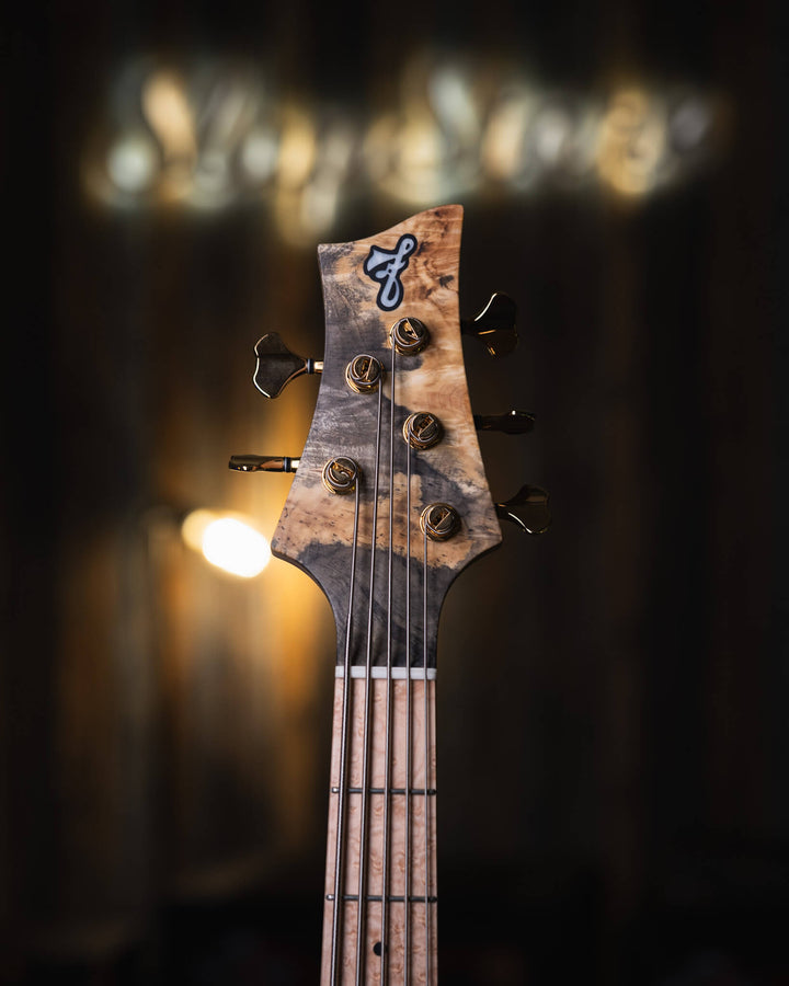 F Bass BN5 Buckeye Burl 2022 - Bajo Eléctrico | Gearhub 🌶️