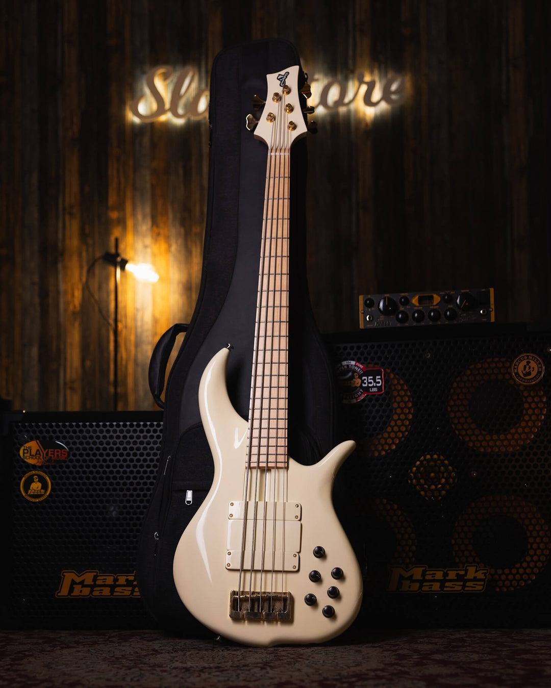 F Bass BN5 Olympic White 2018
