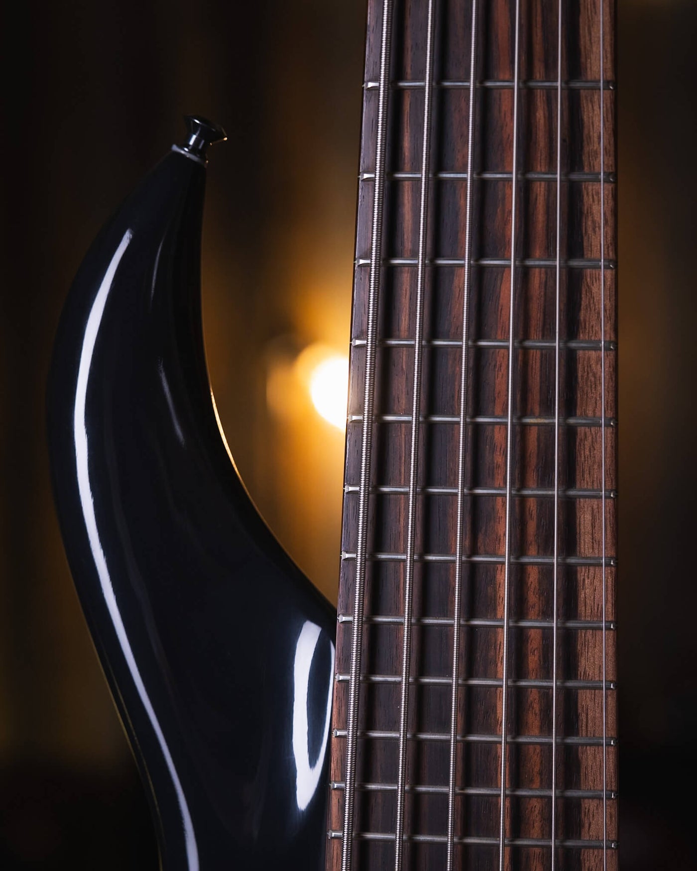 F Bass BN6 Black 2011 w/ Piezo - Bajo Eléctrico