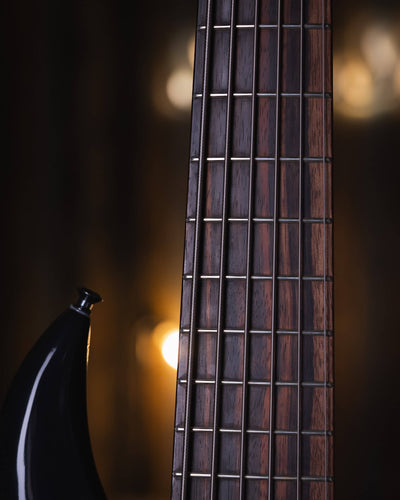 F Bass BN6 Black 2011 w/ Piezo - Bajo Eléctrico
