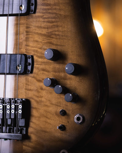Fodera Contrabass 6 Elite Curly Maple Gloss Burst '95 - Bajo Eléctrico