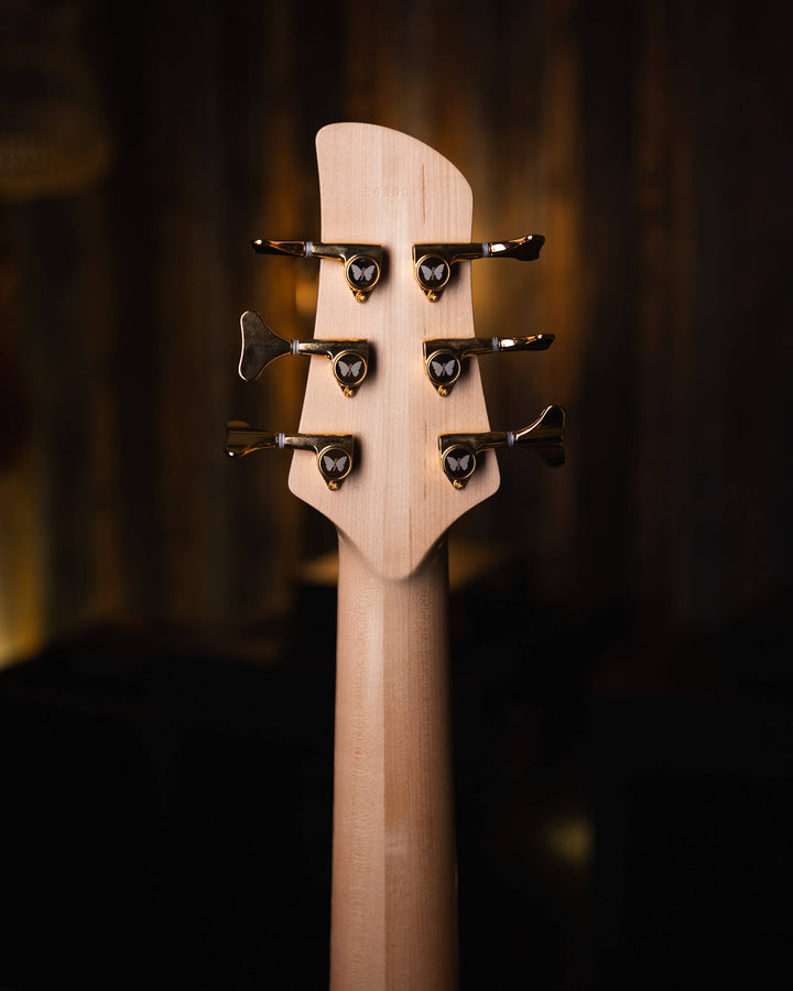 Fodera Emperor 6 Standard Special Poplar Burl 2023 - Bajo Eléctrico | Cuerpo • Modelo: Emperor 6 Standard Special• Madera: Alder • Top: Poplar Burl• Terminación: Satin Brazo • Madera: 3 Piezas de Hard-Rock Maple• Perfil: Standard • Terminación: Satin • Es