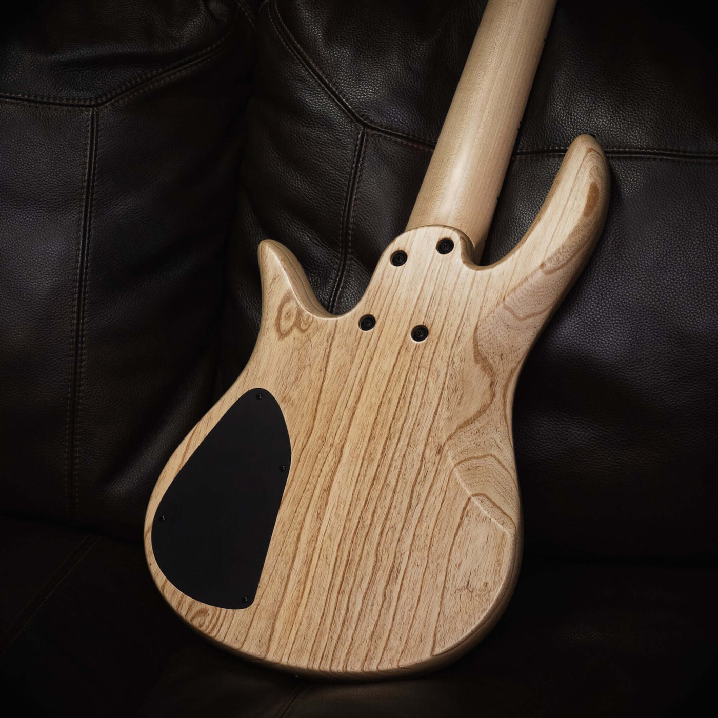 Fodera Monarch 5 Essence Ash 2023 - Bajo Eléctrico
