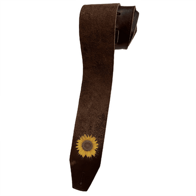LK Strap Nicole Row Dark Brown - * Modelo Signature de Nicole Row, bajista de Panic at the Disco** Foto referencial: Al ser un producto de cuero, el color y patrón puede variar ligeramente*** Hecha a mano en New York, USA - SlapStore América Latina especi