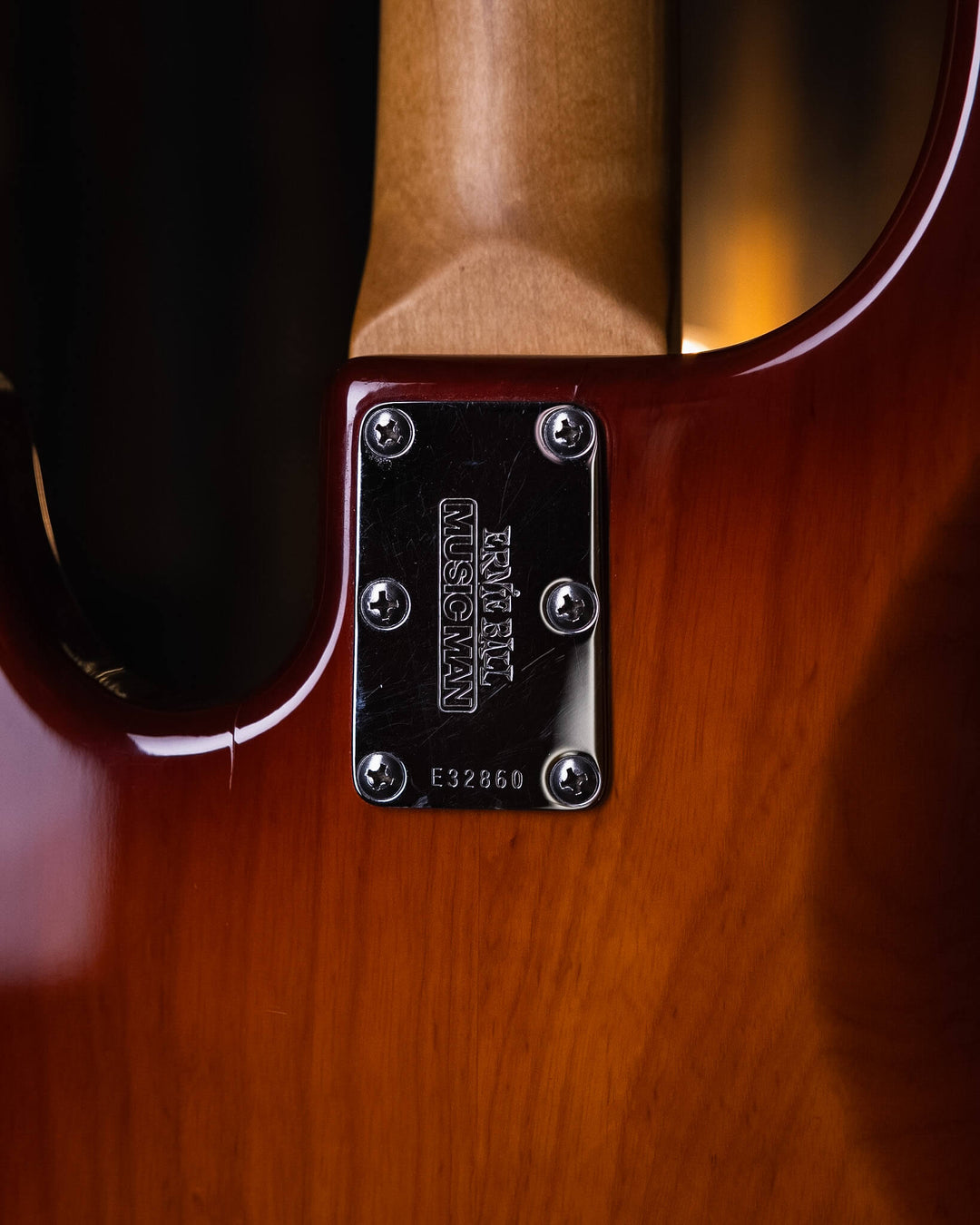 Musicman Stingray 5H Piezo Fretless Honeyburst 2002