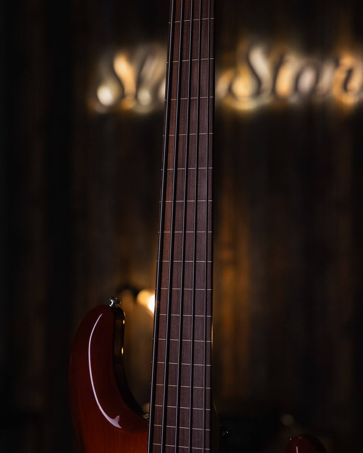 Musicman Stingray 5H Piezo Fretless Honeyburst 2002