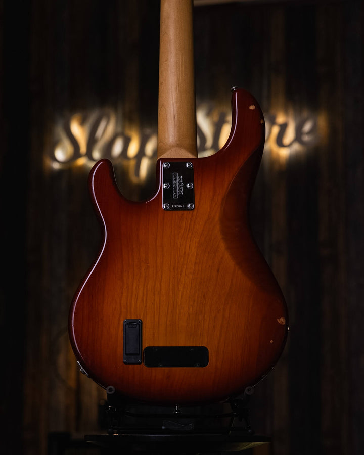 Musicman Stingray 5H Piezo Fretless Honeyburst 2002