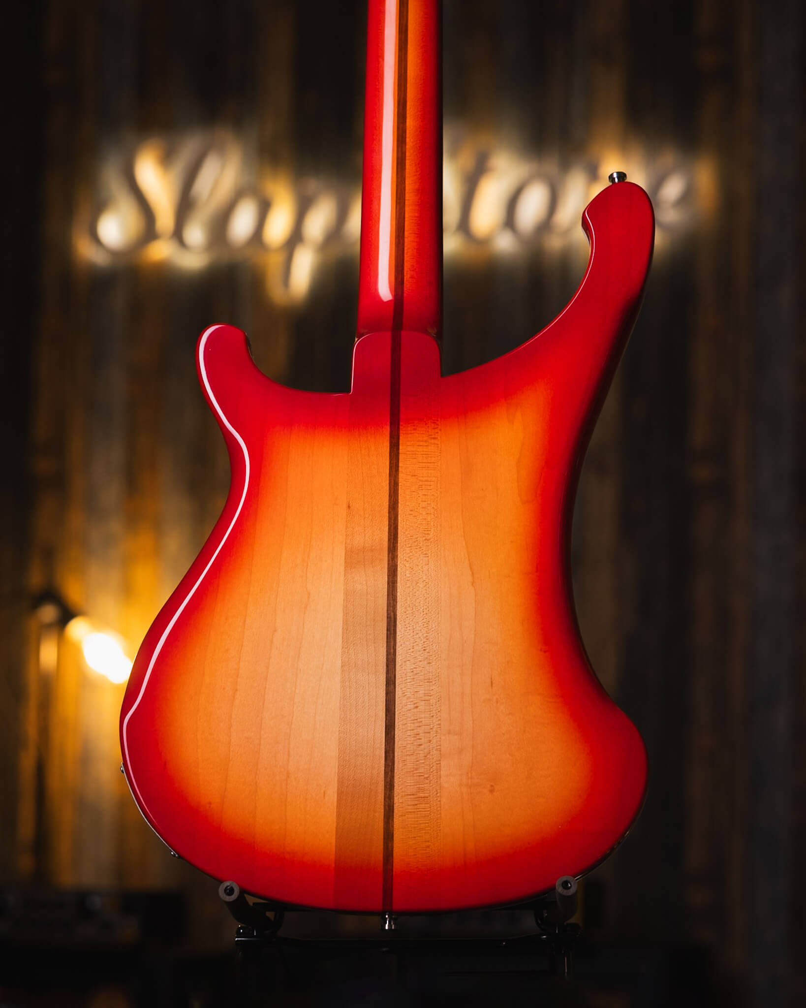 Rickenbacker 4003 Fireglo 2024 - Bajo Eléctrico | Gearhub 🌶️