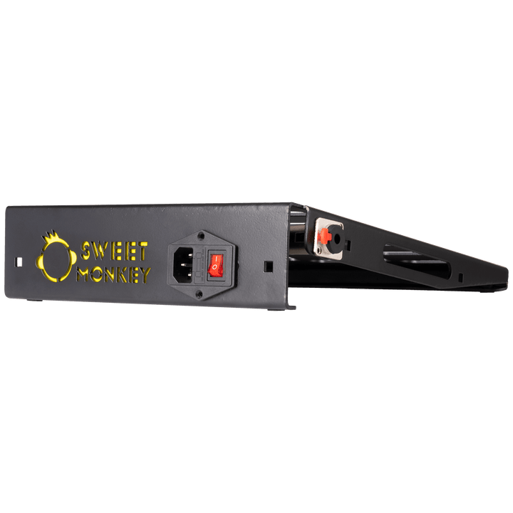 Sweet Monkey Al MKII 2x3 - Pedalboard Aluminio Modular | Pedalboard para pedales y efectos ultra liviana fabricada en aluminio , con capacidad para hasta 6 unidades y con sistema modular. Si necesitas más espacio puedes comprar otra unidad y unirla con un