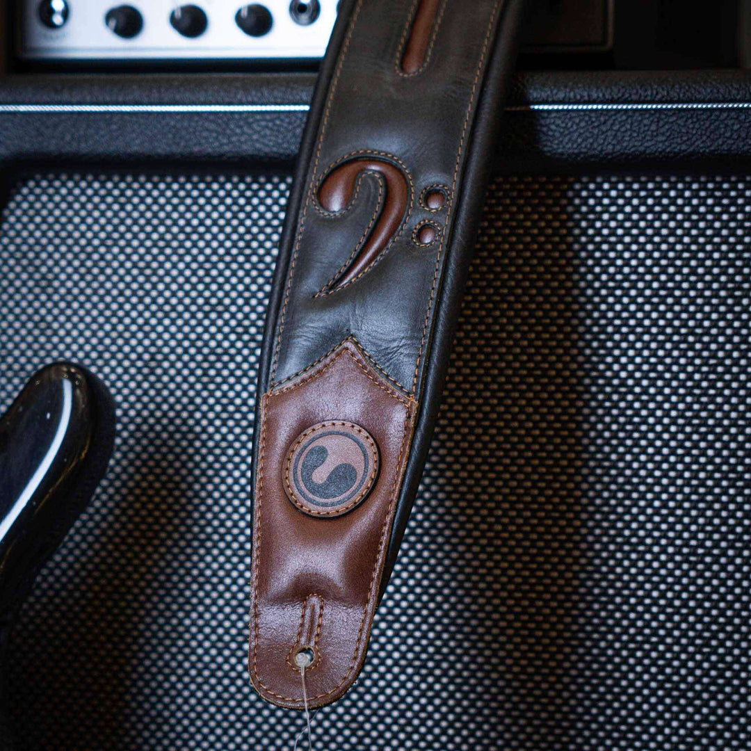 Ergostraps Fa 3" Grey Coffee Brown | * Correa de instrumento musical. Foto referencial: Al ser un producto de cuero, el color puede variar ligeramente. | Gearhub