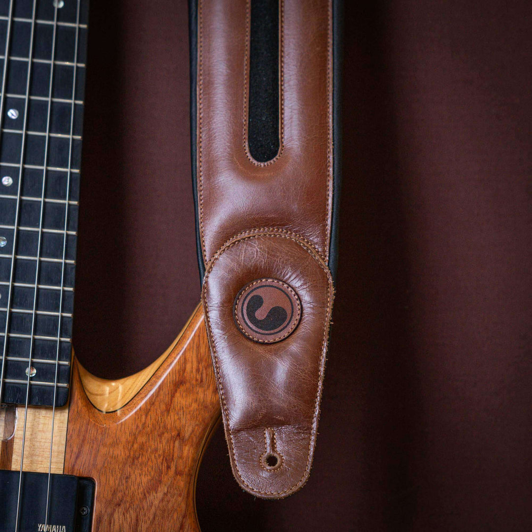 Ergostraps Jazz 4" Whisky Brown | * Correa de instrumento musical. Foto referencial: Al ser un producto de cuero, el color puede variar ligeramente. | Gearhub