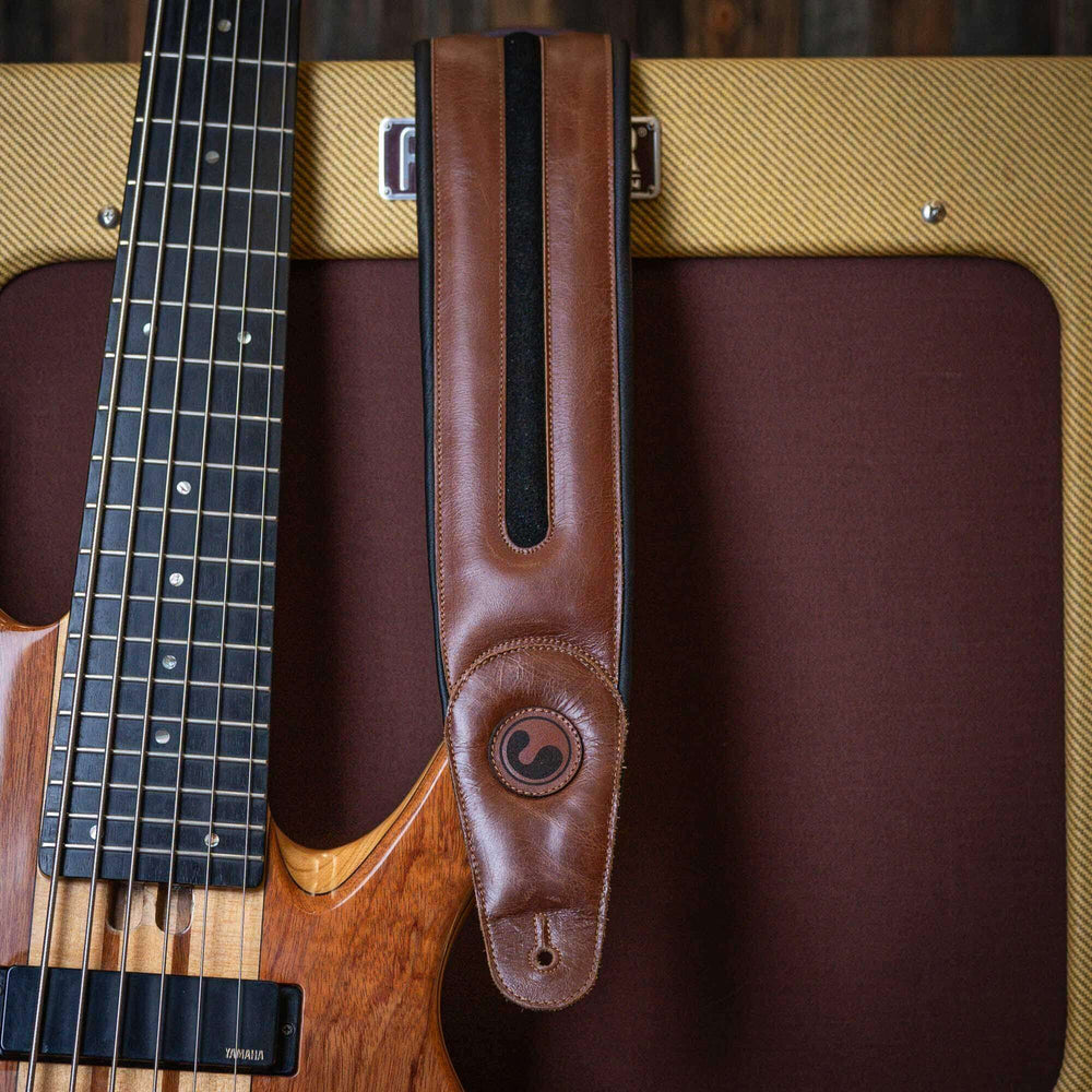 Ergostraps Jazz 4" Whisky Brown | * Correa de instrumento musical. Foto referencial: Al ser un producto de cuero, el color puede variar ligeramente. | Gearhub