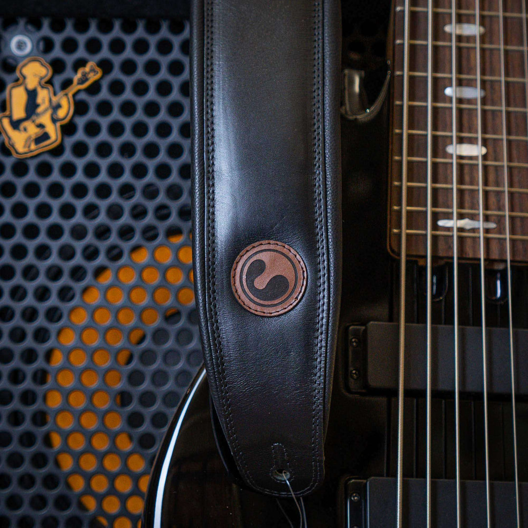 Ergostraps Rocket 3" Black | * Foto referencial: Al ser un producto de cuero, el color puede variar ligeramente. | Gearhub