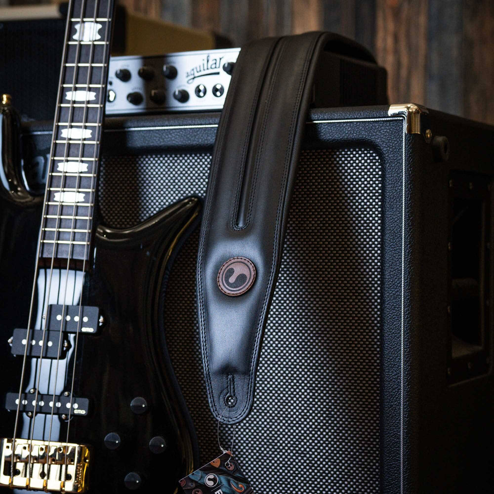 Ergostraps Rocket 4" Black | * Foto referencial: Al ser un producto de cuero, el color puede variar ligeramente. | Gearhub