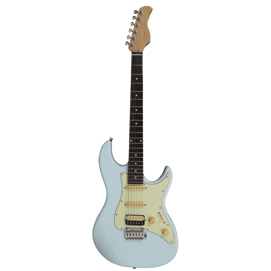 Sire S3 Sonic Blue - Guitarra Eléctrica | La guitarra eléctrica tradicional en forma de S se mejora con especificaciones electrónicas y de hardware diseñadas por Larry Carlton para adaptarse a la mayoría de los estilos de guitarra, desde el clásico hasta