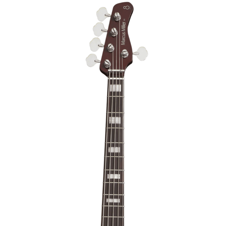 Sire V5-5 24 Dakota Red - Bajo Eléctrico | Si me hubiesen mostrado los bajos Sire guiándonos solamente por el precio, habría tenido muchas dudas sobre qué tan buenos serían. Afortunadamente, tuve la oportunidad de ver uno y tocarlo sin saber cuánto costab