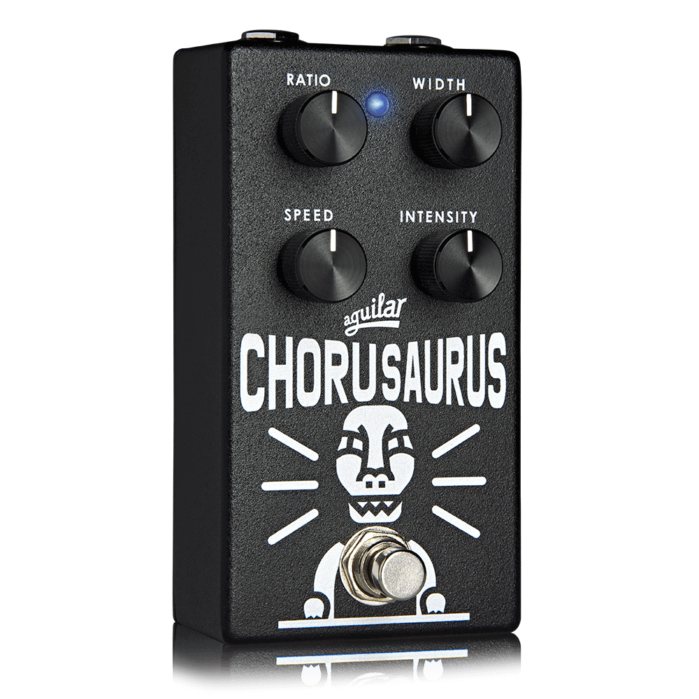 Aguilar Chorusaurus MKII - Pedal de Bajo | Proporcionando el tono cálido y rico por el que los equipos de Aguilar son famosos, el Chorusaurus® utiliza tecnología de brigada de cubeta analógica para un coro orgánico y exuberante. El Chorusaurus® brinda a l