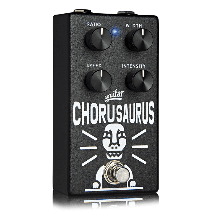 Aguilar Chorusaurus MKII - Pedal de Bajo | Proporcionando el tono cálido y rico por el que los equipos de Aguilar son famosos, el Chorusaurus® utiliza tecnología de brigada de cubeta analógica para un coro orgánico y exuberante. El Chorusaurus® brinda a l